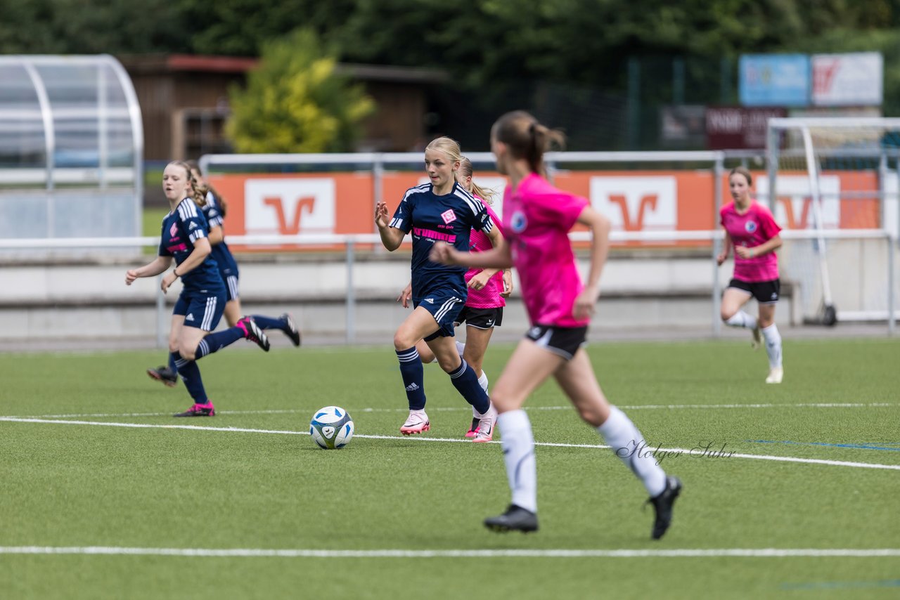 Bild 60 - wCJ Osterroenfelder TSV - VfL Pinneberg : Ergebnis: 0:15